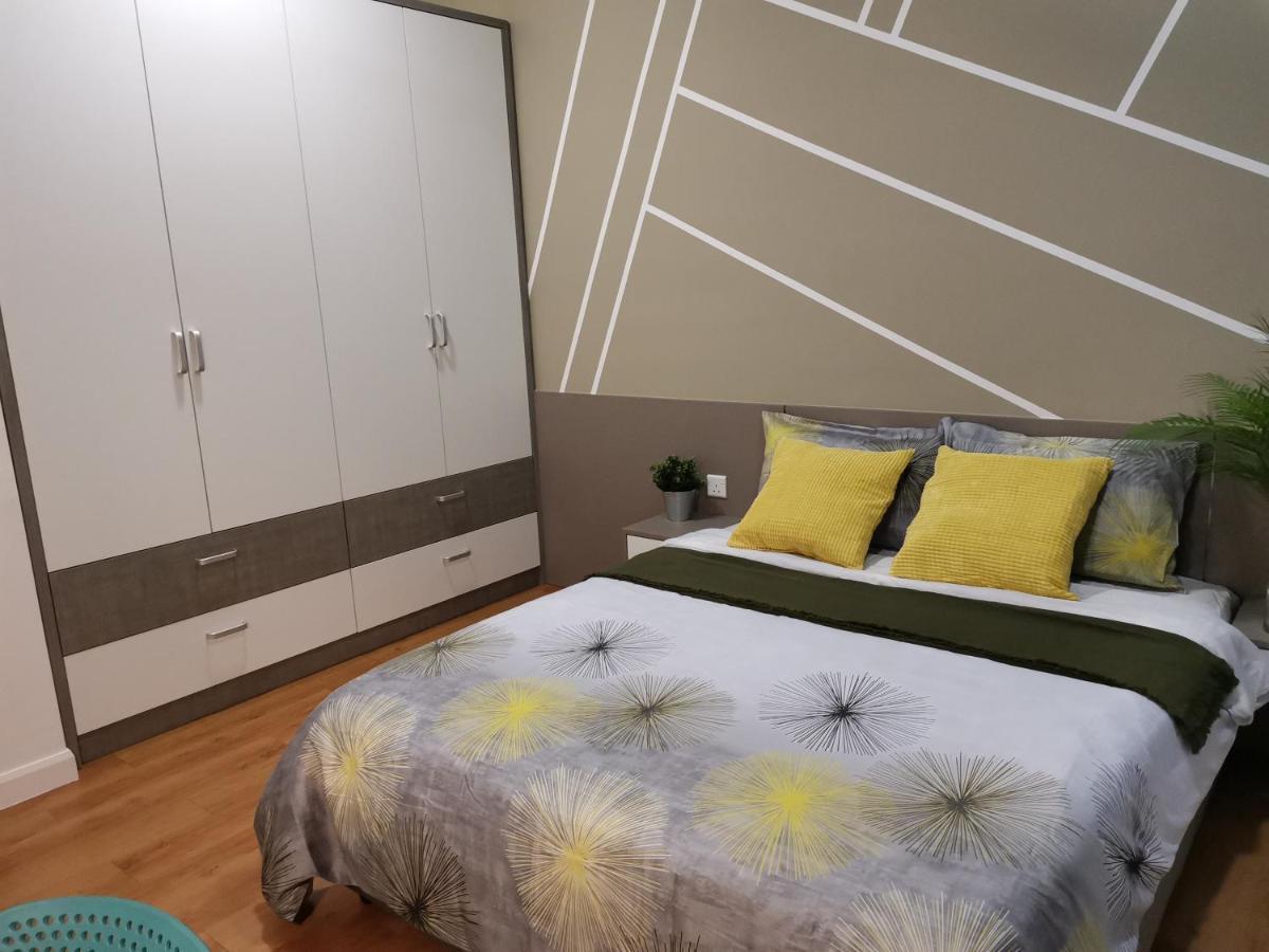 Hijau Geniehome 2Br1Studio Free 99Mbps Wifi And Carpark At Utropolis Shah Alam Esterno foto