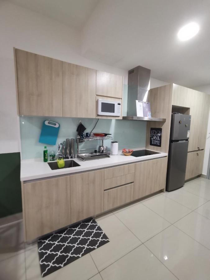 Hijau Geniehome 2Br1Studio Free 99Mbps Wifi And Carpark At Utropolis Shah Alam Esterno foto