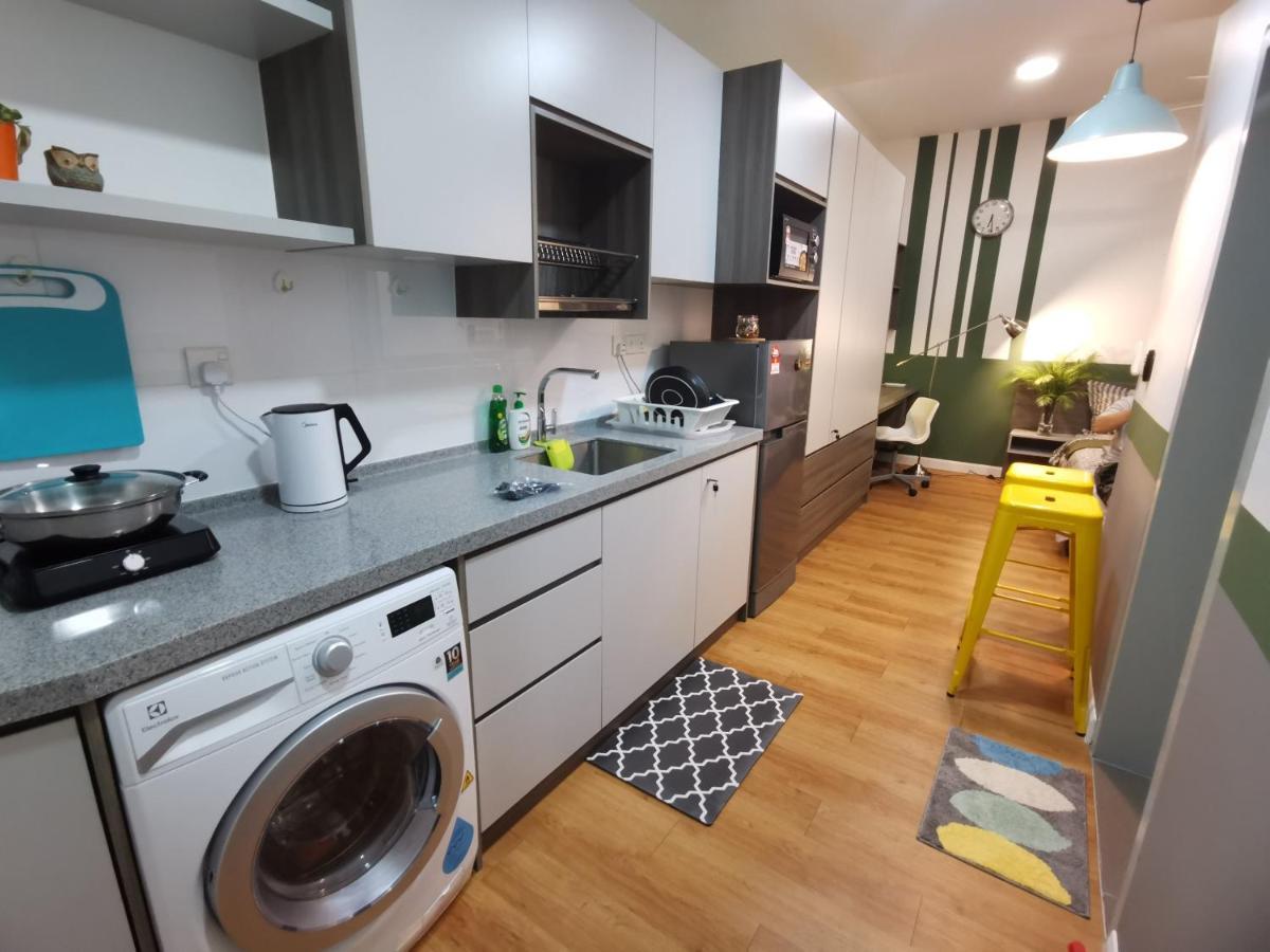 Hijau Geniehome 2Br1Studio Free 99Mbps Wifi And Carpark At Utropolis Shah Alam Esterno foto